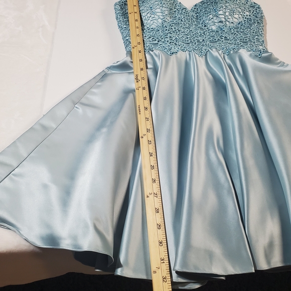 Alyce Paris Light Blue Lace HOCO Dress - Picture 6 of 11